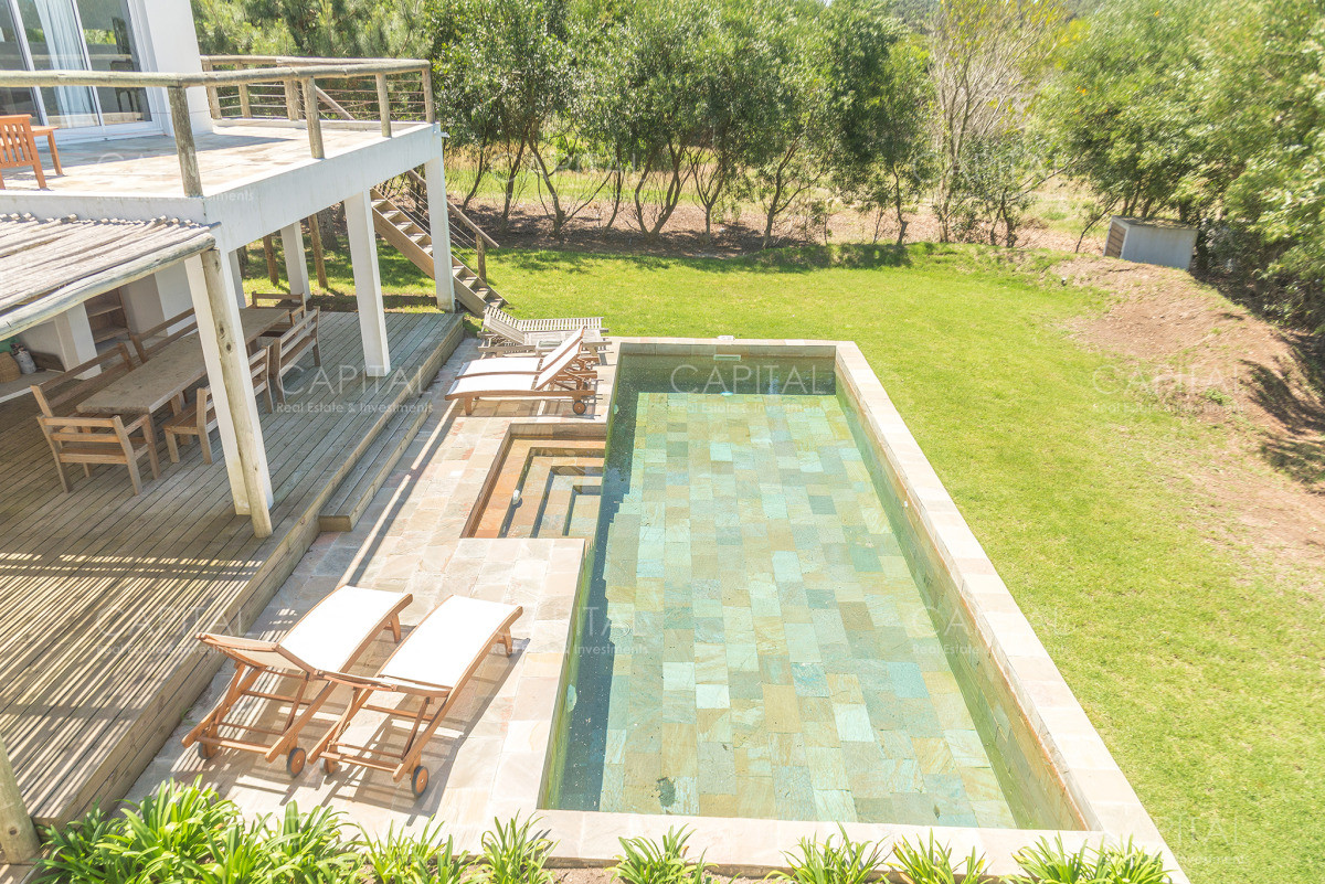 Casa ID.28305 - Casa de tres cuarto y servicio Pinar del Faro