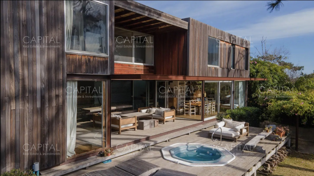 Casa ID.33628 - Casa de cuatro dormitorios mas dependencia en alquiler, La Barra