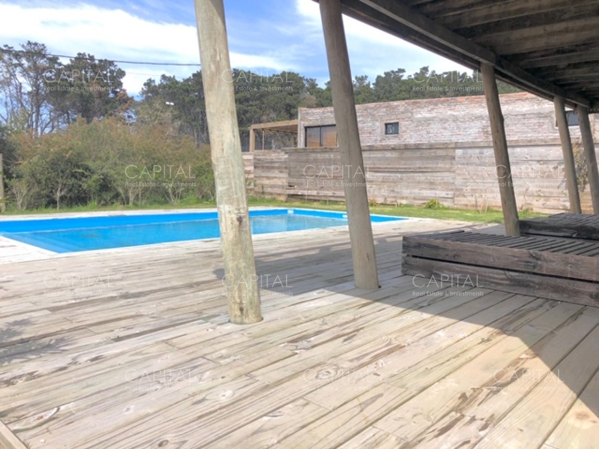 Casa ID.28338 - Alquiler temporario de Casa de 3 dormitorios y piscina en Barrio San Vicente, José Ignacio.