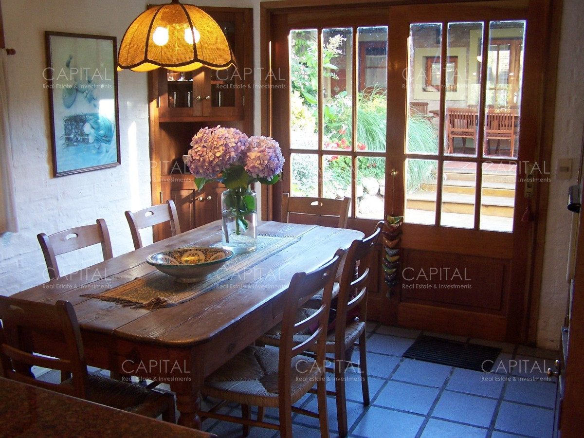 Casa ID.25440 - Casa de cuatro dormitorios con piscina en La Barra