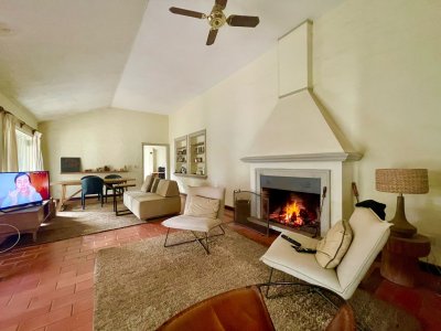Casa de tres dormitorios en venta, Punta del Este