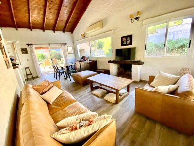 Casa en La Barra a 250 metros del puente