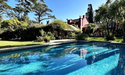 Casa Playa Mansa en venta a 150 metros del mar