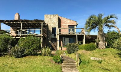 Espectacular casa en venta sobre Playa Mansa de José Ignacio