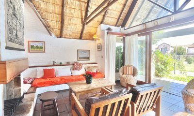Muy linda casa en Tío Tom a metros del mar