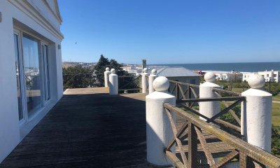 Casas en Montoya en tres plantas con Excelente vistas al Mar