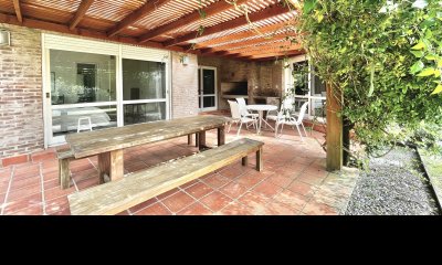 Oportunidad! Casa en venta en Barrio Privado La Arbolada