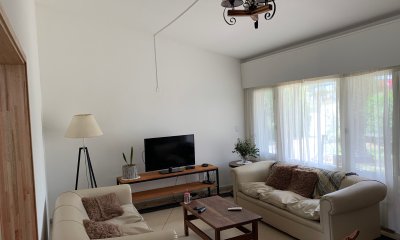 Casa de cuatro dormitorios en alquiler, Punta del Este.