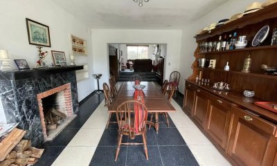 Casa de cuatro dormitorios en Playa Mansa en Veneta