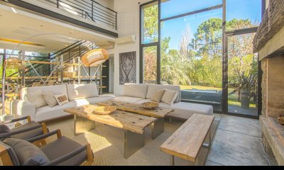 Casa Barrio Privado La Arbolada Punta del Este en Venta