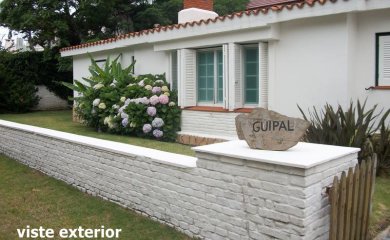 Casa en Mansa, 4 dormitorios den Playa Mansa en Venta