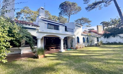 Casa en Venta de Cuatro Dormitorios en San Rafael