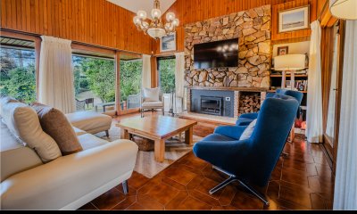 CASA EN VENTA DE 3 DORMTIORIOS EN PLAYA MANSA PUNTA DEL ESTE
