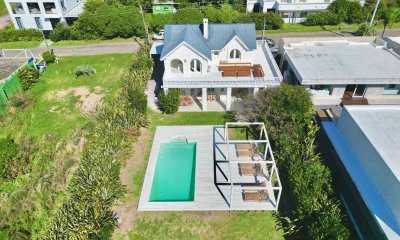 Casa en Venta en Pueblo de José Ignacio 3 Dormitorios y Dependencia con Vista al Mar