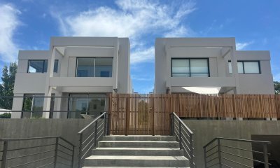 Casa en venta a estrenar en La Barra.