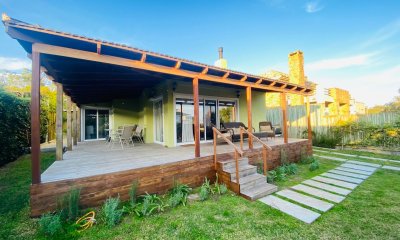 Casa 3 Dormitorios en Altos de Punta Piedras