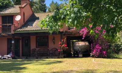 Casa de dos dormitorios en venta en Parque Burnett