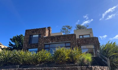 Laguna Blanca, barrio cerrado excelente residencia