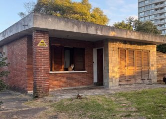 CASA EN VENTA 2 DORMITORIOS EN LA PASTORA.