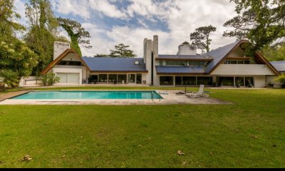 Espectacular Casa en Venta Playa Mansa