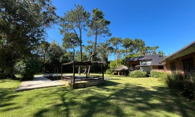 Venta de Espectacular casa en Barrio Golf
