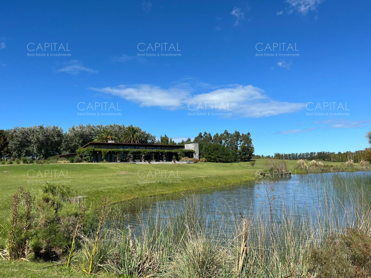 Chacra ID.36127 - Venta de Chacra con Casa en La Barra de Punta del Este