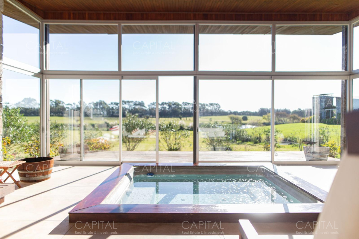 Chacra ID.36127 - Venta de Chacra con Casa en La Barra de Punta del Este