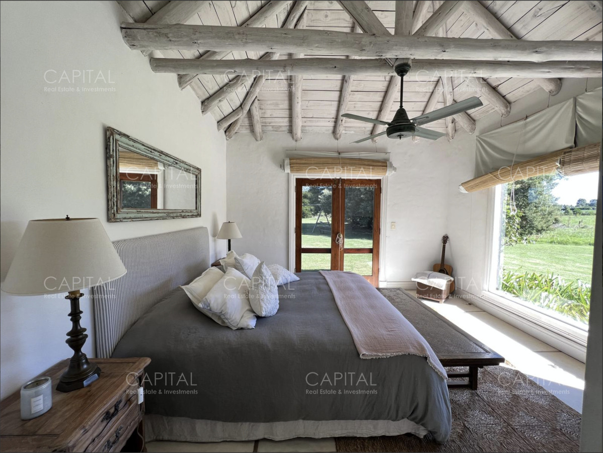 Chacra ID.38273 - Chacra de siete dormitorios en venta en Manantiales