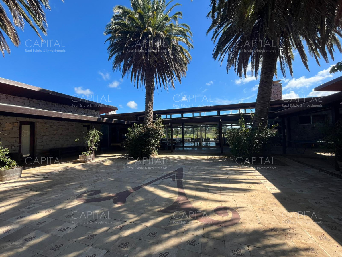 Chacra ID.36127 - Venta de Chacra con Casa en La Barra de Punta del Este