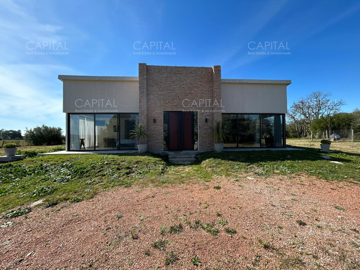 Chacra ID.35123 - Chacra con casa moderna en venta, Ruta 39. 