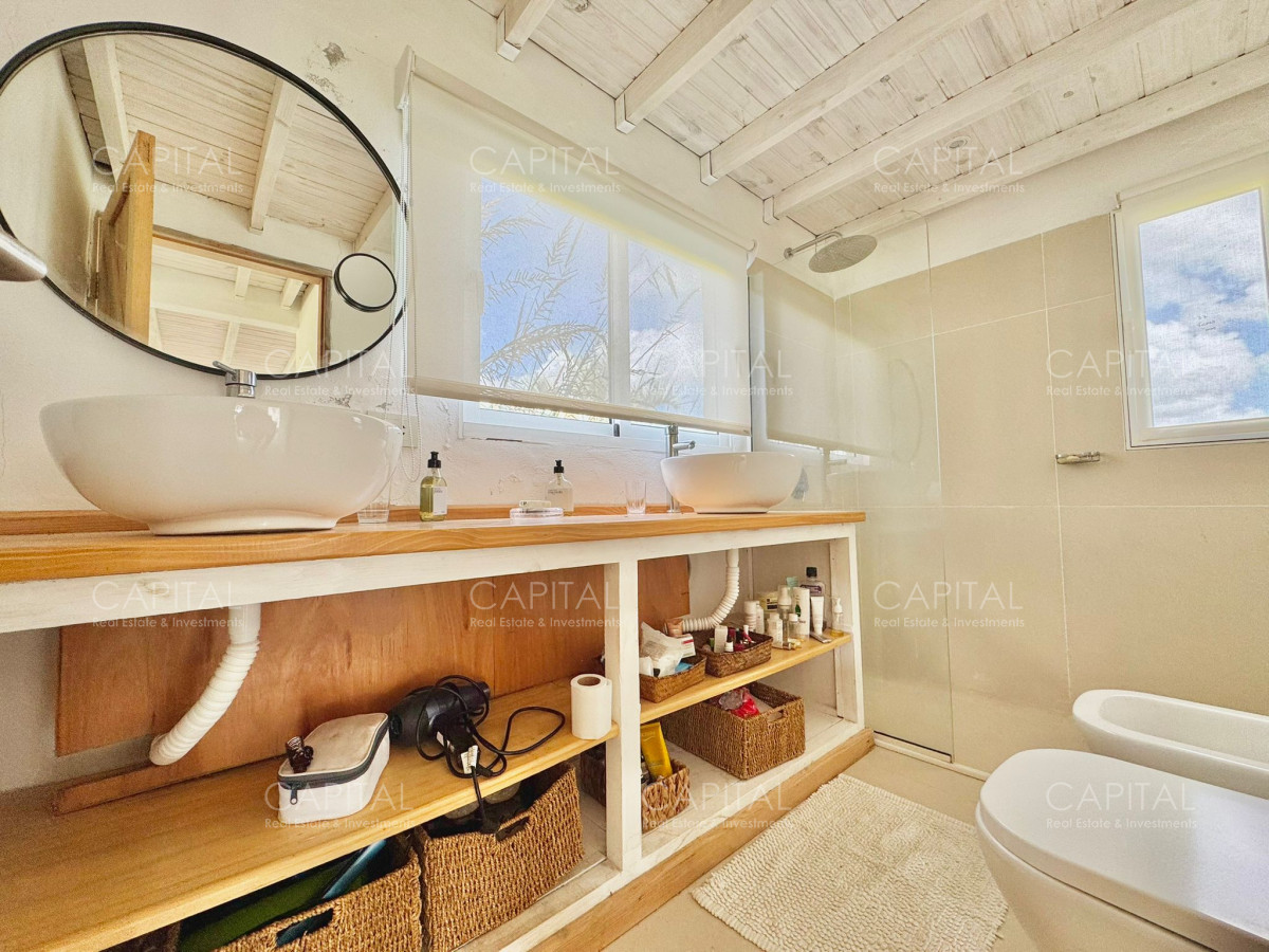 Chacra ID.37032 - Chacra en Ruta 104 de 5 hectáreas con moderna casa