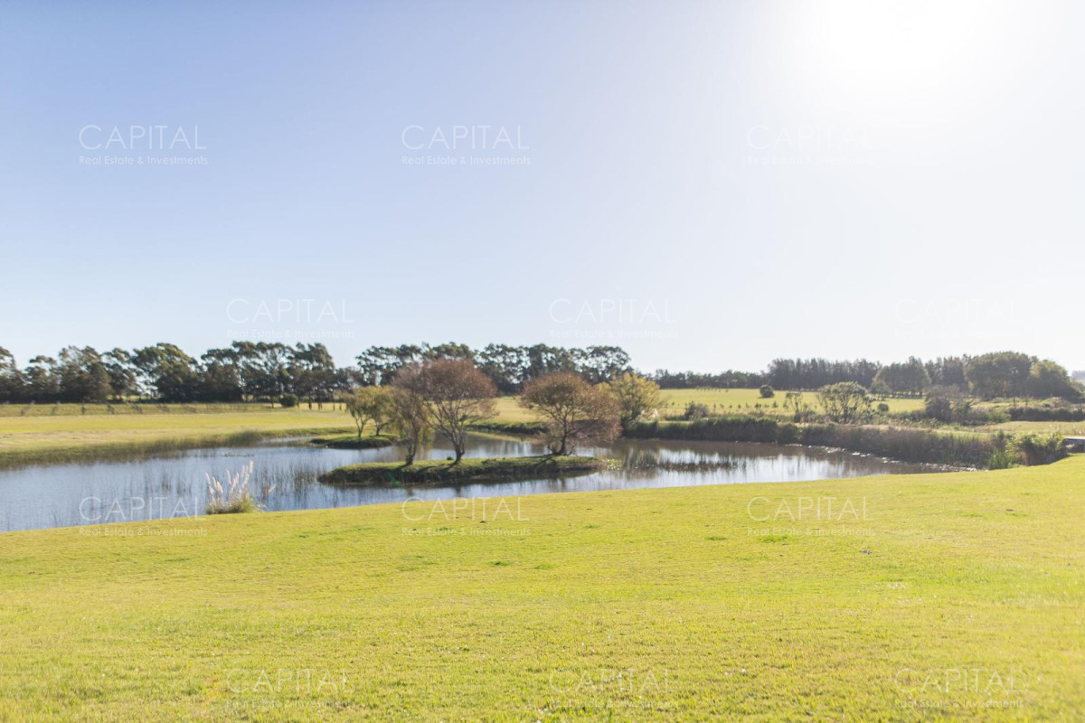 Chacra ID.36127 - Venta de Chacra con Casa en La Barra de Punta del Este