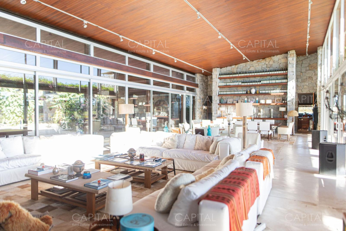 Chacra ID.36127 - Venta de Chacra con Casa en La Barra de Punta del Este