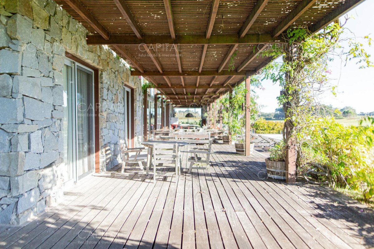Chacra ID.36127 - Venta de Chacra con Casa en La Barra de Punta del Este