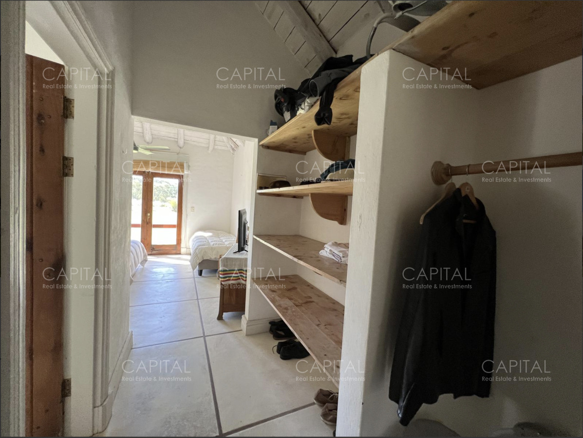 Chacra ID.38273 - Chacra de siete dormitorios en venta en Manantiales