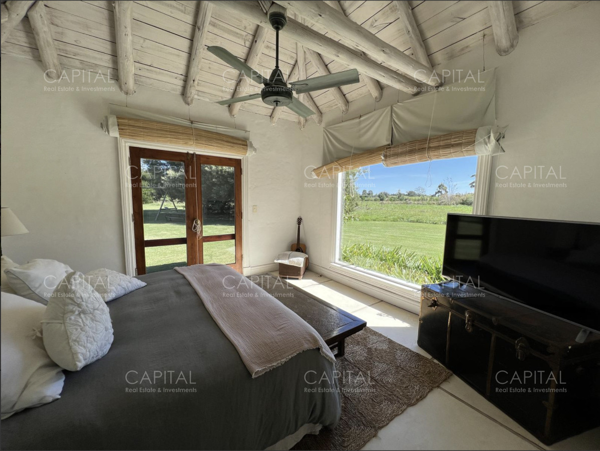 Chacra ID.38273 - Chacra de siete dormitorios en venta en Manantiales