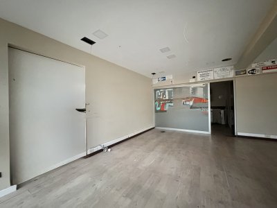 local comercial en venta en avenida italia punta del este - ccp38425l