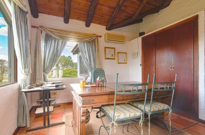 excelente local en venta en inmejorable ubicación punta del este - ccp33375l