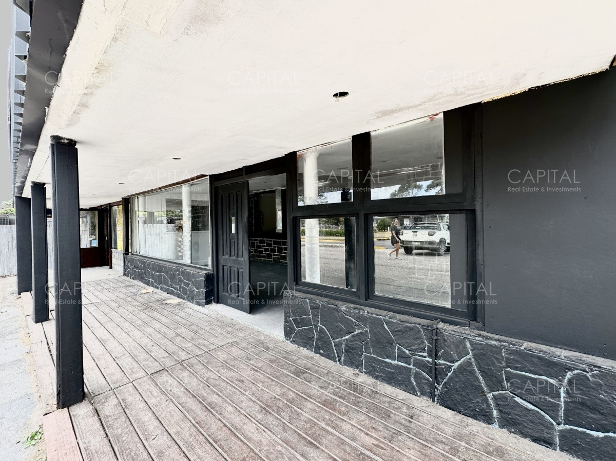 Local Comercial ID.33736 - Local en alquiler anual, Pedragosa Sierra, Punta del Este.