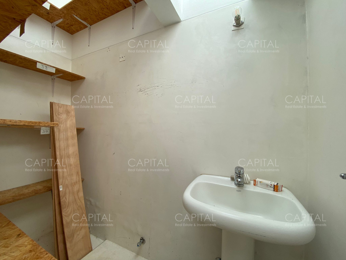 Local Comercial ID.33664 - Alquiler Local Comercial en Manantiales, Punta Del Este 