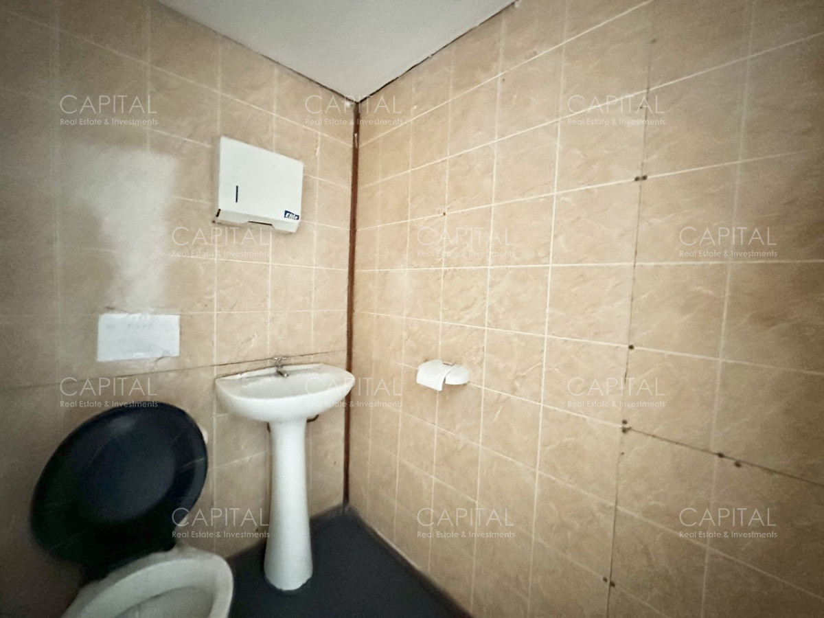 Local Comercial ID.33736 - Local en alquiler anual, Pedragosa Sierra, Punta del Este.