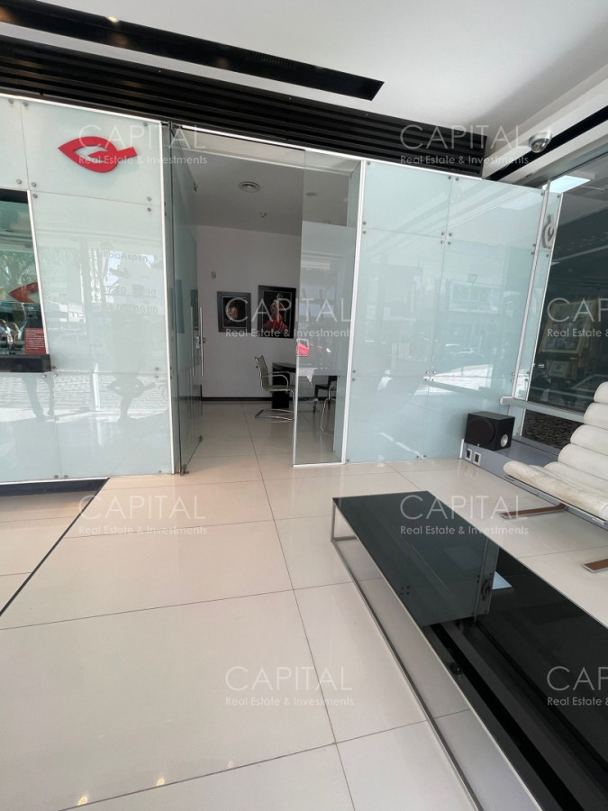 Local Comercial ID.39860 - Local esquina en Gorlero Punta del Este
