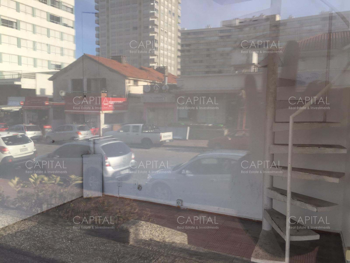 Local Comercial ID.28025 - Local en alquiler en la Península de Punta del Este