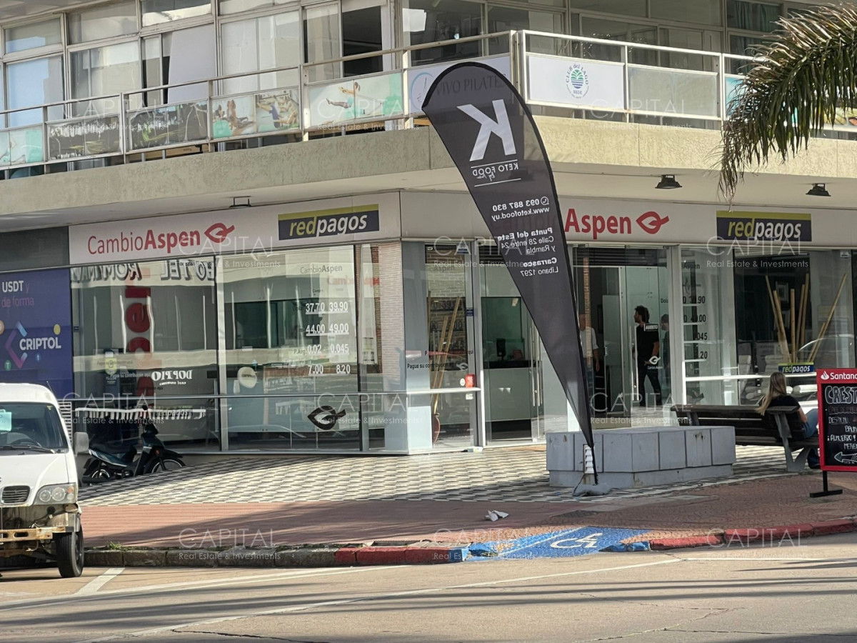 Local Comercial ID.39860 - Local esquina en Gorlero Punta del Este