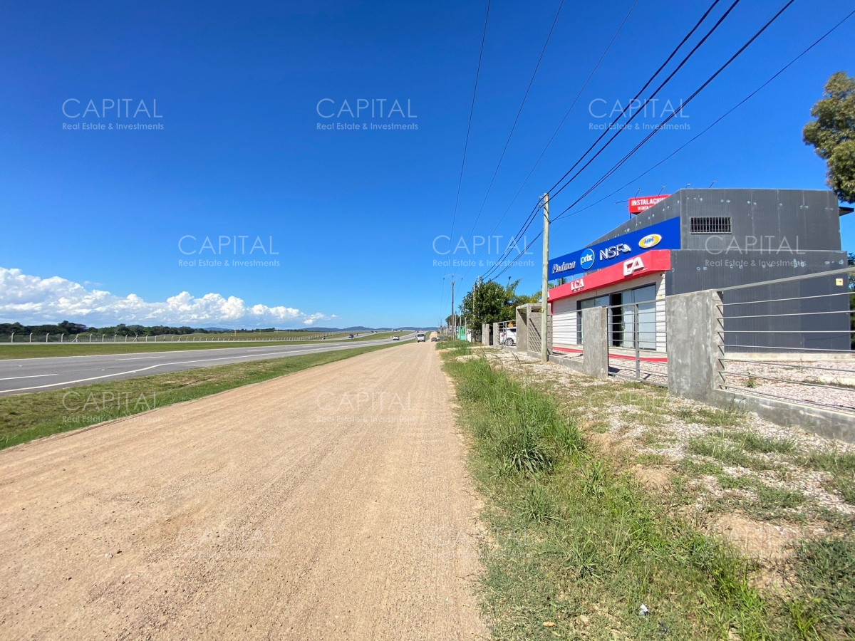 Local Comercial ID.35892 - Local en Venta en Ocean Park sobre Ruta Interbalnearia