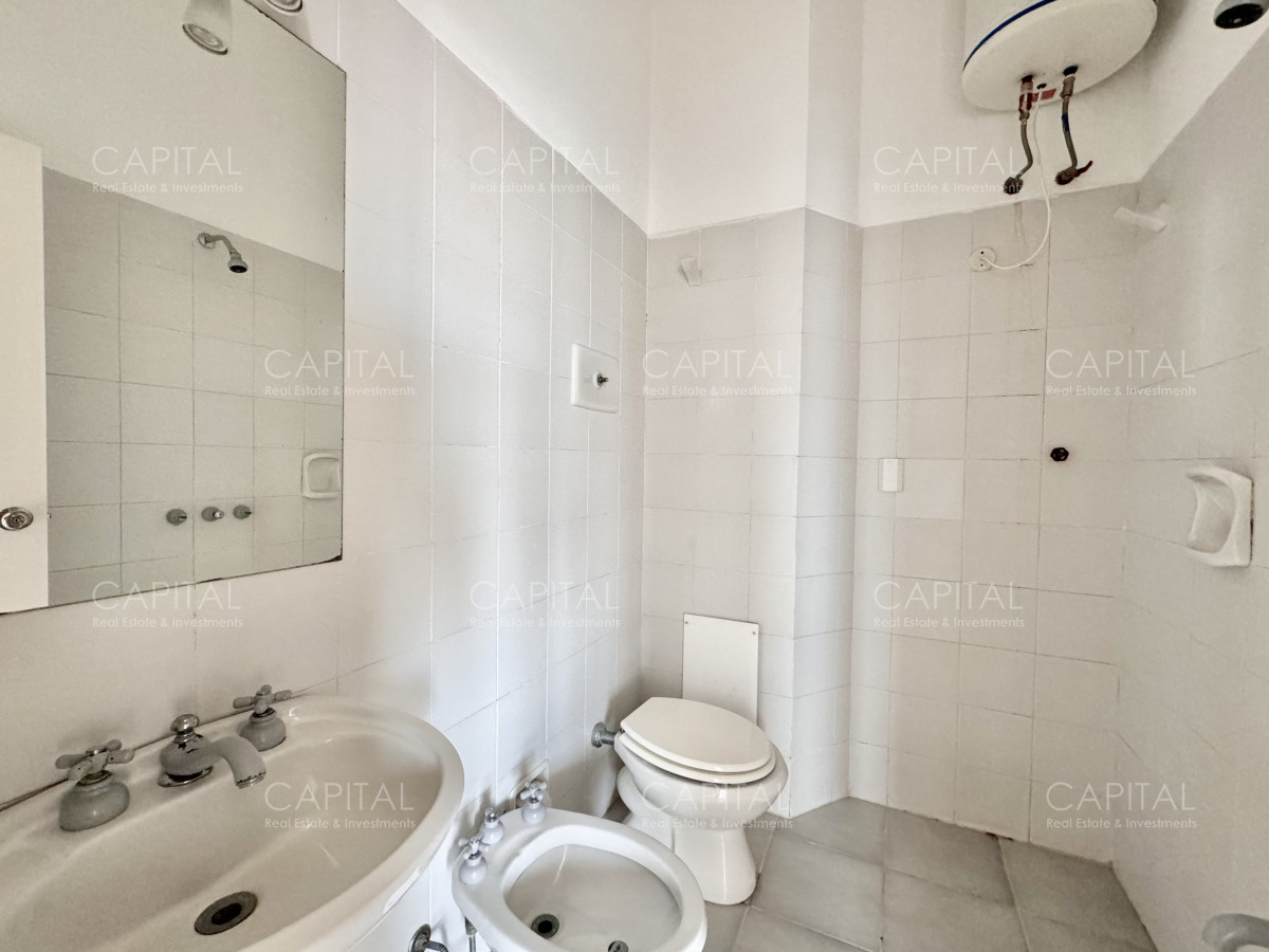 Local Comercial ID.37779 - Oficina con vista al mar en alquiler, Punta del Este.