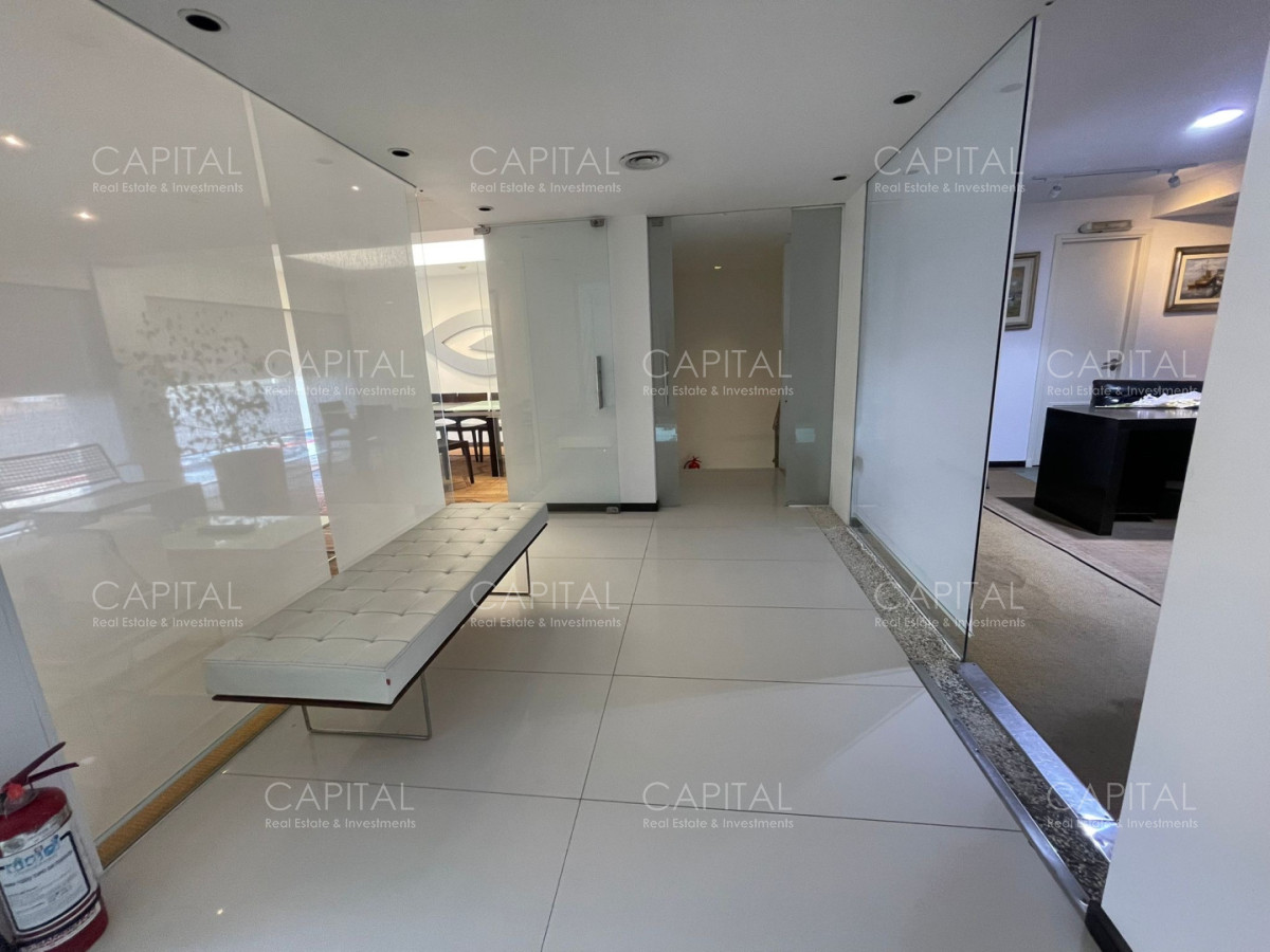 Local Comercial ID.39860 - Local esquina en Gorlero Punta del Este