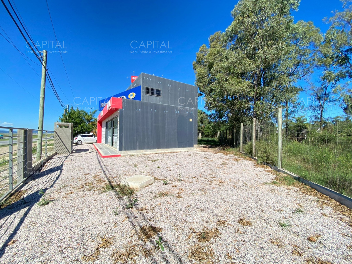 Local Comercial ID.35892 - Local en Venta en Ocean Park sobre Ruta Interbalnearia