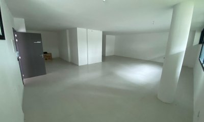 Excelente Local para Oficina o Consultorio en Pocitos