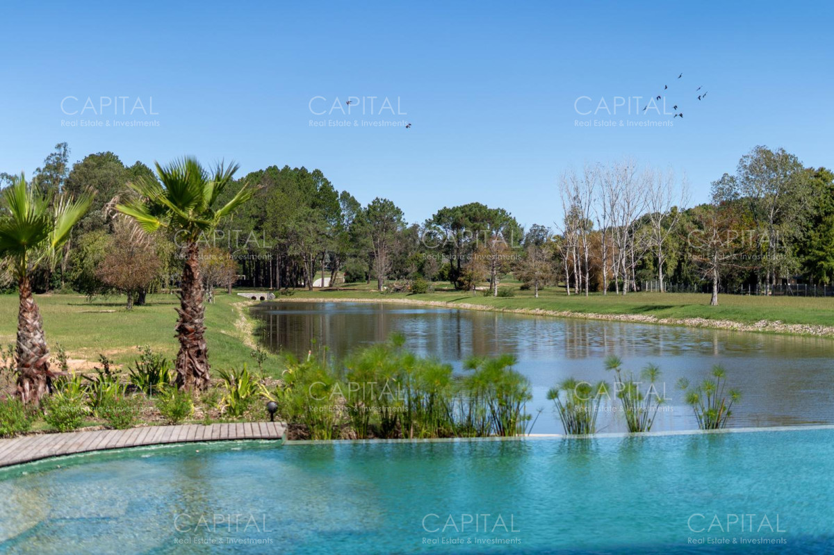 Excelente lote de 1.044 mts en barrio cerrado Aura en Cantegril - CCP40819T
